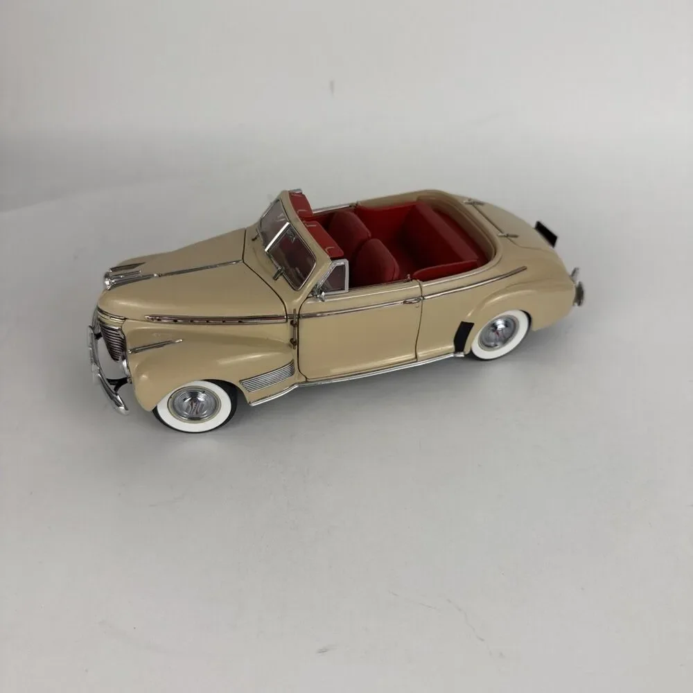 1941 Chevrolet Special DeLuxe 1:24 Diecast